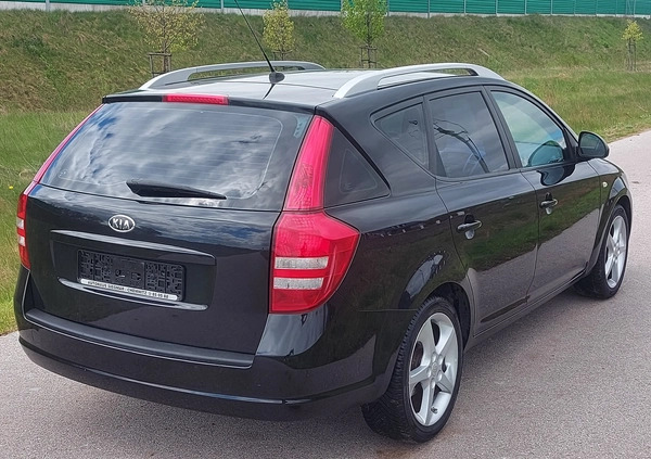 Kia Ceed cena 19900 przebieg: 155822, rok produkcji 2008 z Rymanów małe 742